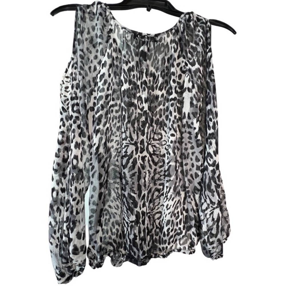 Inc Snow Leopard Long Sleeve Surplice Blouse Size 4 100% Polyester